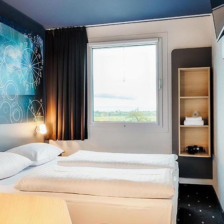 B&B Hotel Muenchen-Garching Garching bei München Dış mekan fotoğraf