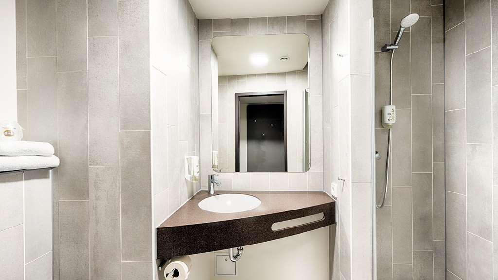 B&B Hotel Muenchen-Garching Garching bei München Oda fotoğraf